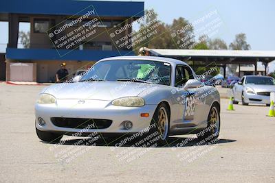 media/Apr-30-2022-CalClub SCCA (Sat) [[98b58ad398]]/Around the Pits/